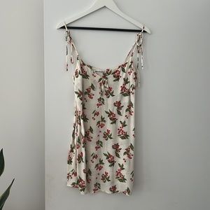 Reformation Chandler Dress - Sour cherry